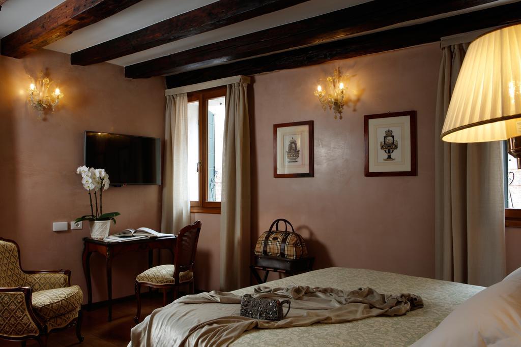 Hotel Bisanzio Venesia Bagian luar foto