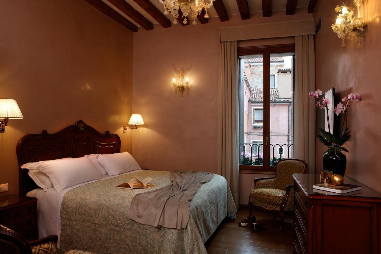 Hotel Bisanzio Venesia Bagian luar foto