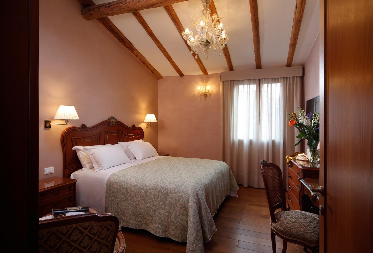 Hotel Bisanzio Venesia Bagian luar foto