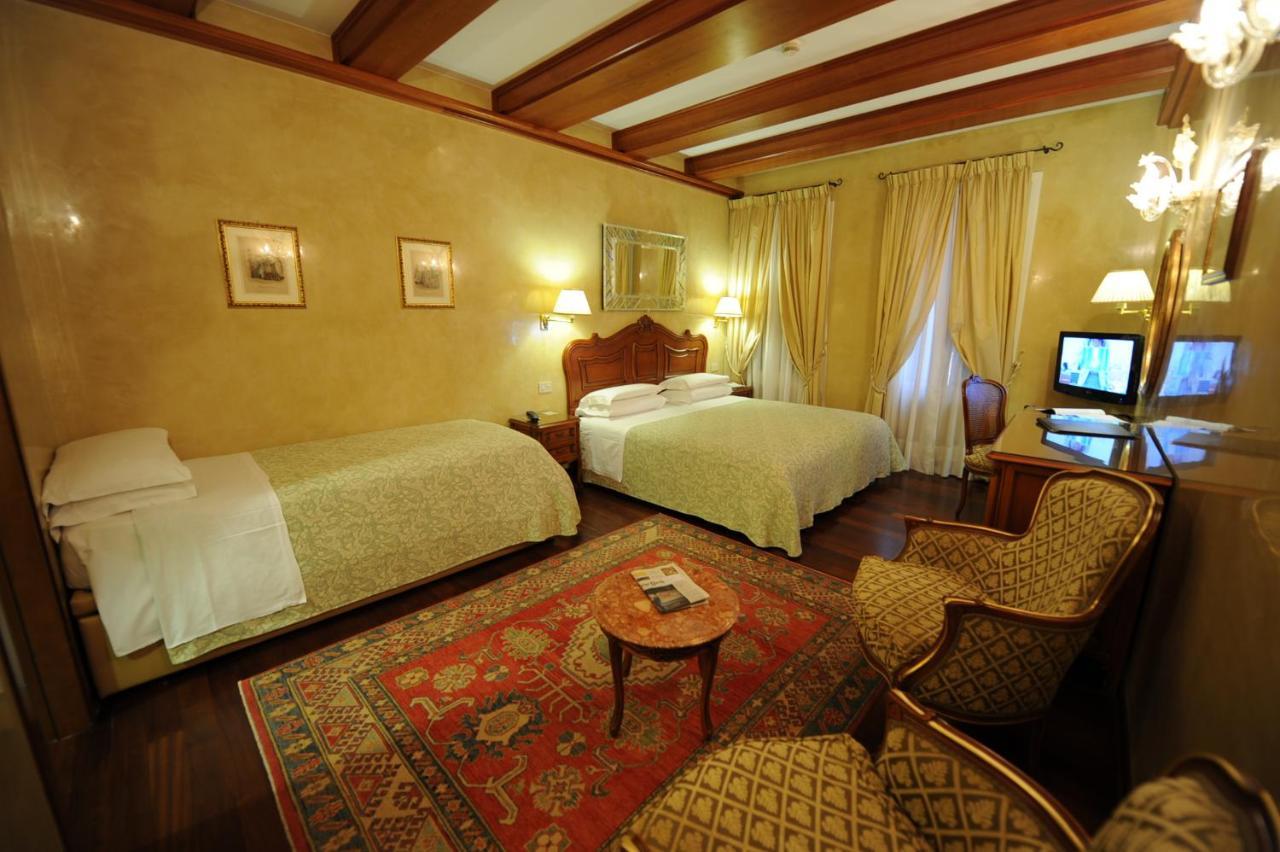 Hotel Bisanzio Venesia Bagian luar foto