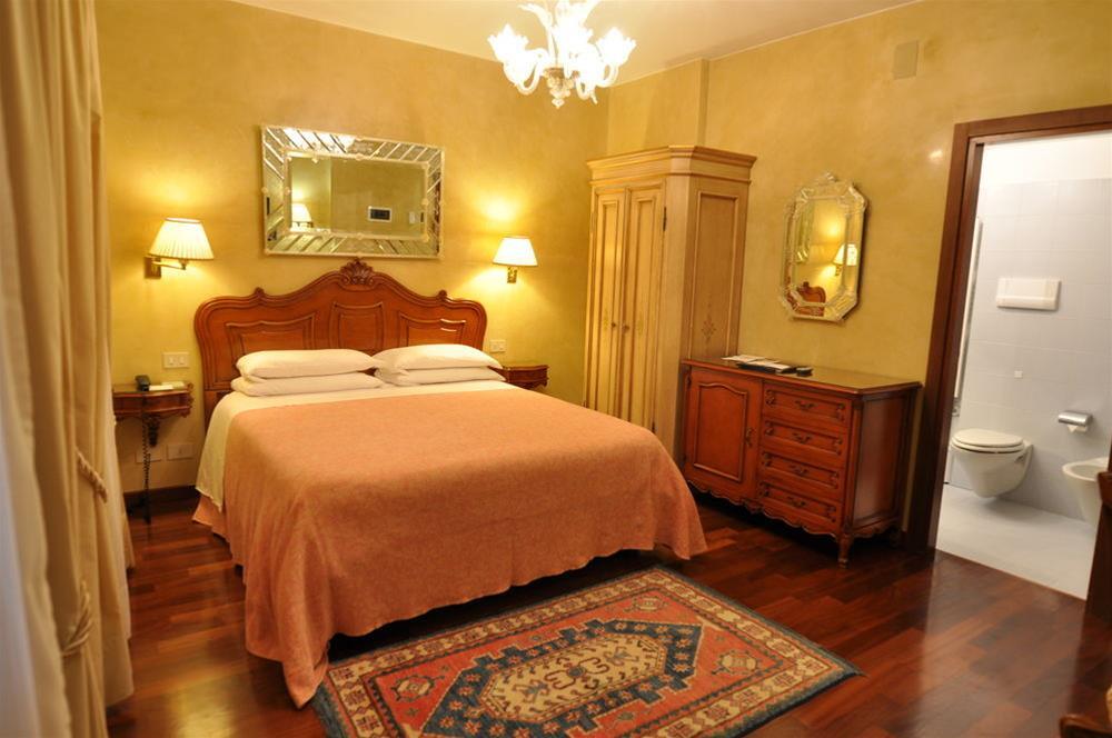 Hotel Bisanzio Venesia Bagian luar foto